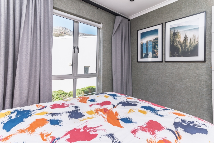 To Let 2 Bedroom Property for Rent in Vredehoek Western Cape